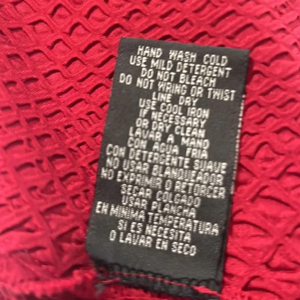 Red Textured Jacket - Picture 8 of 10